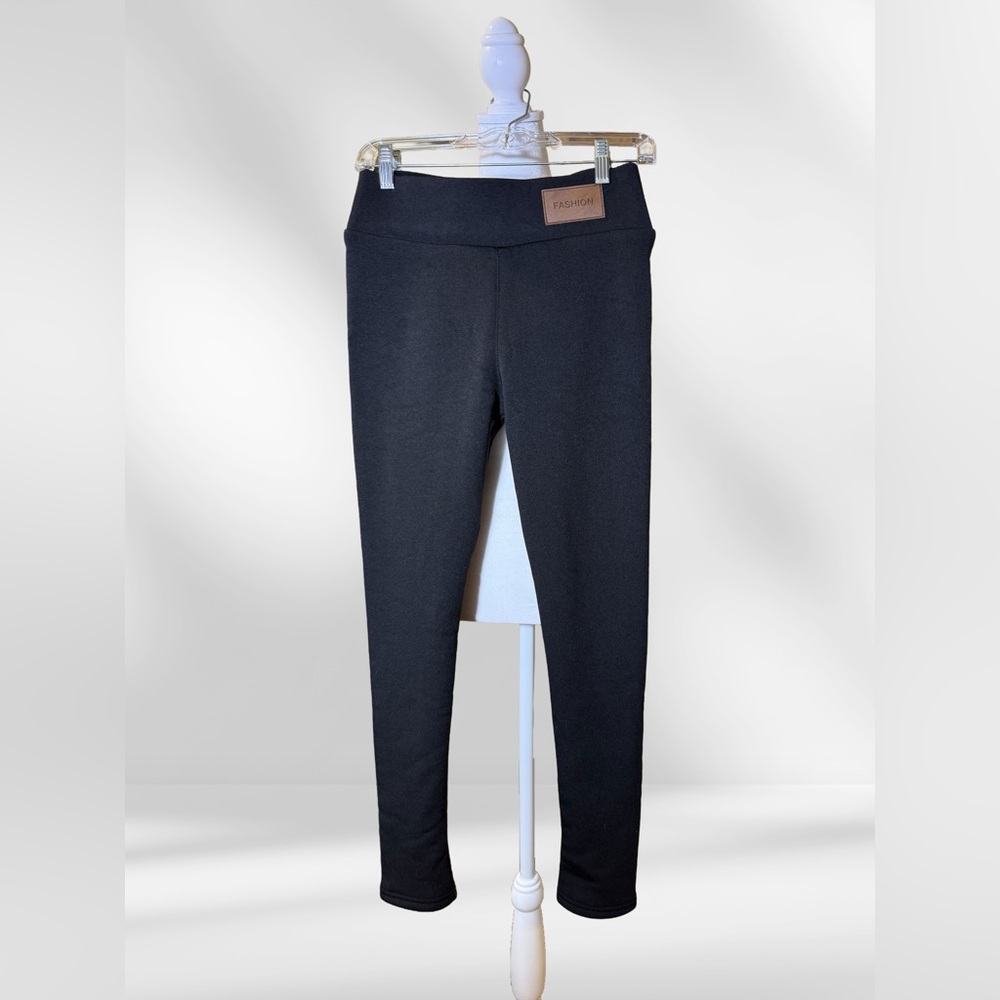 Black Pull-On Leggings Lined with Faux Fur